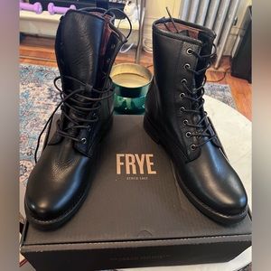 Frye Veronica combat boots